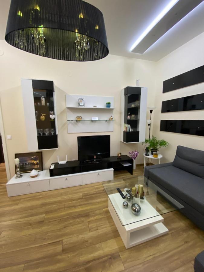 Cozy Apartment In Downtown Sofia - Tsar Samuil Street Экстерьер фото